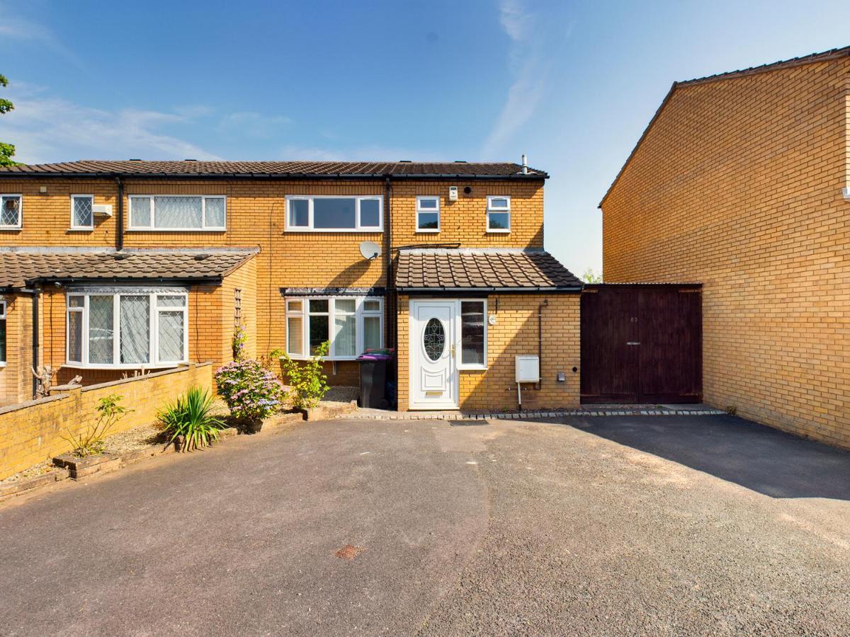 247 Serviced Accommodation In Telford- 3Br House المظهر الخارجي الصورة
